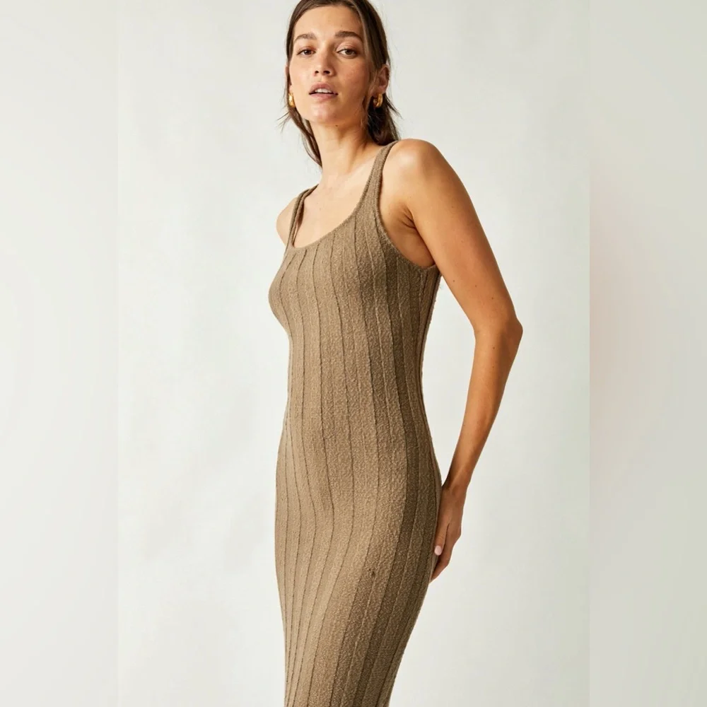 Free People Santons Stone Midi Sweater Dress Neutral Brown NEW Large - Picture 2 of 9